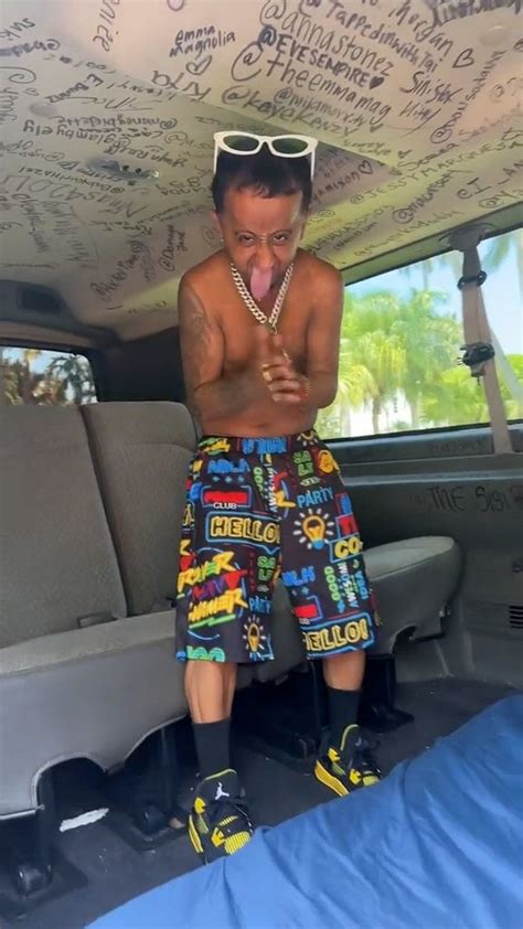alien fanbus sex